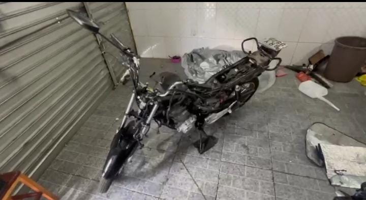 Desmanche de motos é encontrado em Barueri