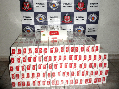Durante a operação, 4 mil maços de cigarros foram apreendidos